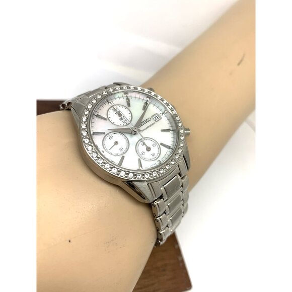Seiko Women's Watch SNDY21 Quartz Mother of Pearl Dial Chronograph Silver Steel - Picture 6 of 14